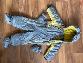 2 kombinézy vel. 86 - 2