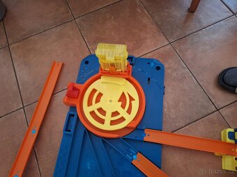 Zánovní Hot Wheels dráha - 2