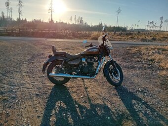 Royal Enfield Meteor 350 - 2