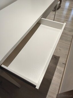 Psací stůl IKEA - 2