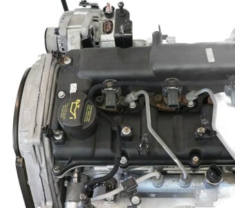 Prodám motor Hyundai ,Kia D4CB - 2