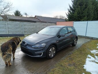 VW E-Golf, rv 2020, 100kw,52000km, 1 majitel - 2