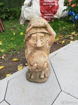 Zahradní dekorace -  trpaslík - 2