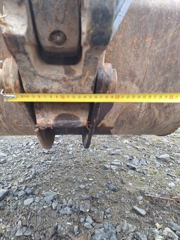 Podkopová lžíce Case 580SK - 2