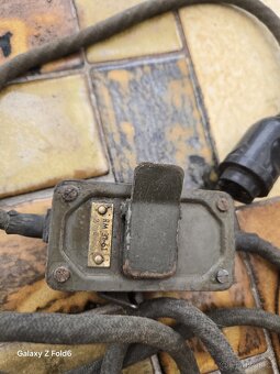 2X retro sluchátka - 2