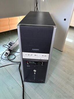 PC stolní sestava - 2