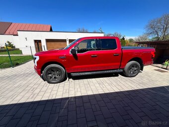 Predám Ford F-150 F150 Lightning 2024 - 2