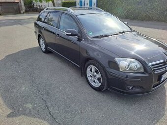 Toyota Avensis  2.0 D4D 93 kw - 2