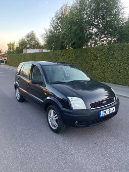 Ford Fusion - 2