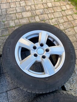 Prodám 15" disky z Nissan Leaf - 2