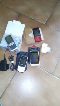 mobilní telefon nokia - 2