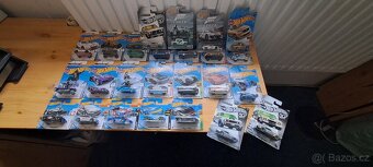 Hot Wheels - 2