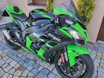 Kawasaki ninja ZX10R - 2