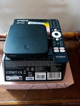 ANDROID multimediální centrum STRONG SRT 420,DVB-T2 - 2