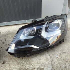 svetla xenonY vw sharan 7N  LED levy pravy 10- 751 752 - 2