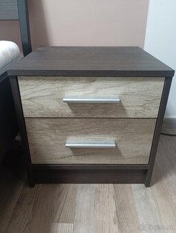 Postel + noční stolky - 2