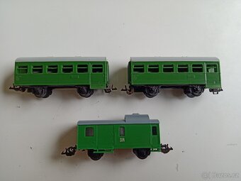 TT, služební vůz a 2 osobní vozy býv. DR, Zeüke/Tillig - 2
