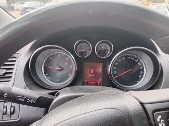 Opel Insignia Sports Tourer - 2