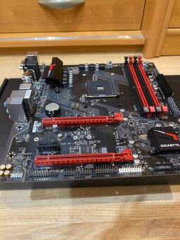 Základní deska GIGABYTE GA-AB350M-GAMING 3 - 2