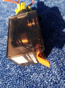 3-f rele SCHRACK MT326230 10A/250V + patice/base - 2