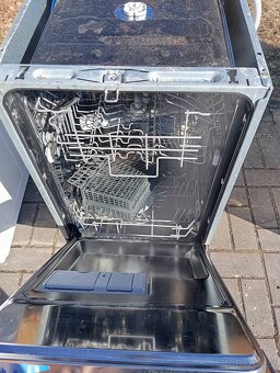 Vestavná myčka Electrolux šíře 45 cm se zárukou - 2
