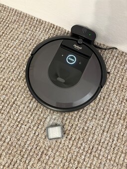 iRobot Roomba i7 - top stav, záruka 1 rok, nové díly - 2