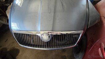 Kapota Škoda Octavia 2 šedá GRAPHITE metalíza 9901 - 2