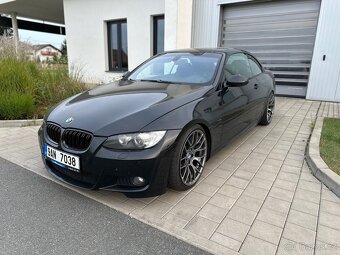 BMW e93 335i - 2