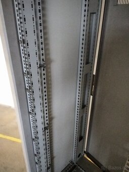 Rack datový rozvaděč - 2