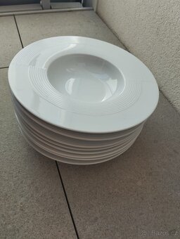 Prodám talíře z restaurace - 2