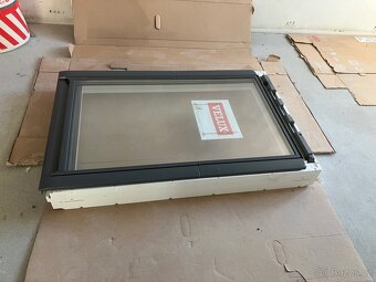 Střešní okno Velux GLU MK06 0061 78x118 cm - 2