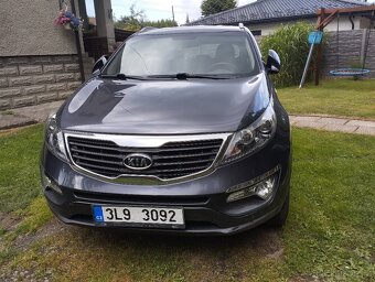 Kia Sportage r.v.2011 , 1995 ccm ,diesel, AWD ,manuál. - 2