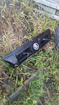 Škoda favorit forman přední maska - 2