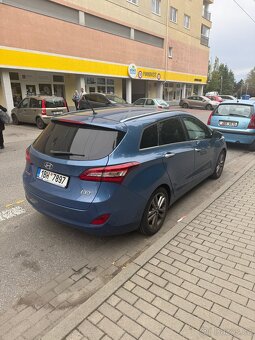 Hyundai i30 kombi 1.6 crdi(nafta)/81 kw, rv.2015, 157 tis.km - 2