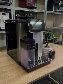 Kávovar DeLonghi PrimaDonna Soul - 2