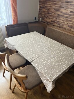 Rohová lavice,stůl,židle - 2