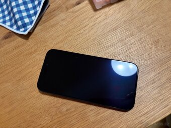 iPhone 15 Pro modrý titan 128 GB - 2