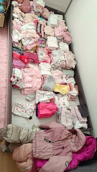 Oblečení pro holčičku 0-18m značkové věci + spousta doplňků - 2