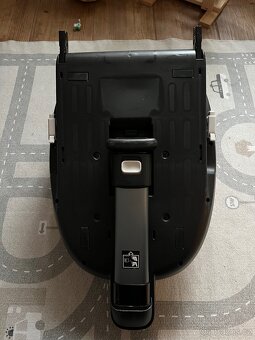 Cybex Gold Base M - 2