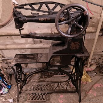 Šicí stroj na boty, Singer - 2