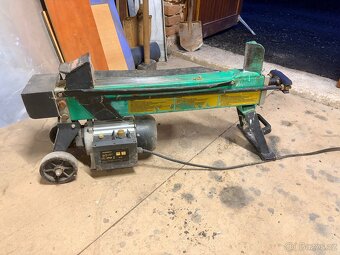 Štípačka na dříví - 2