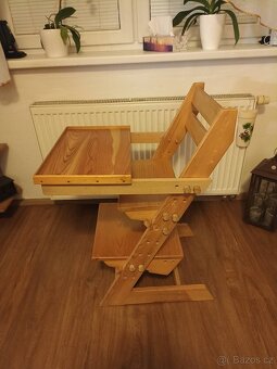 2 x dětská rostoucí židle - 2