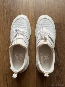 Prodám dámské vycházkové boty - 2