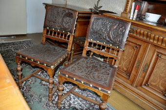 Dubový jídelní stůl 1892 - 2