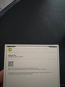 iPhone 17pro silver - 2