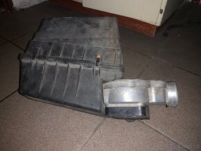BMW e30 větší filtrbox - 2