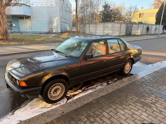 BMW 735i E32 - 2