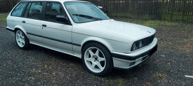 BMW E30 TOURING 330i - 2