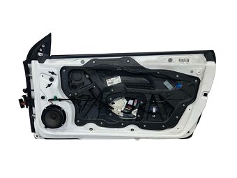 Pravé přední dveře bílá barva LB9A VW Scirocco 3 r.v. 2010 - 2