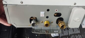 Průtokový plynový ohřívač 12kw - 2